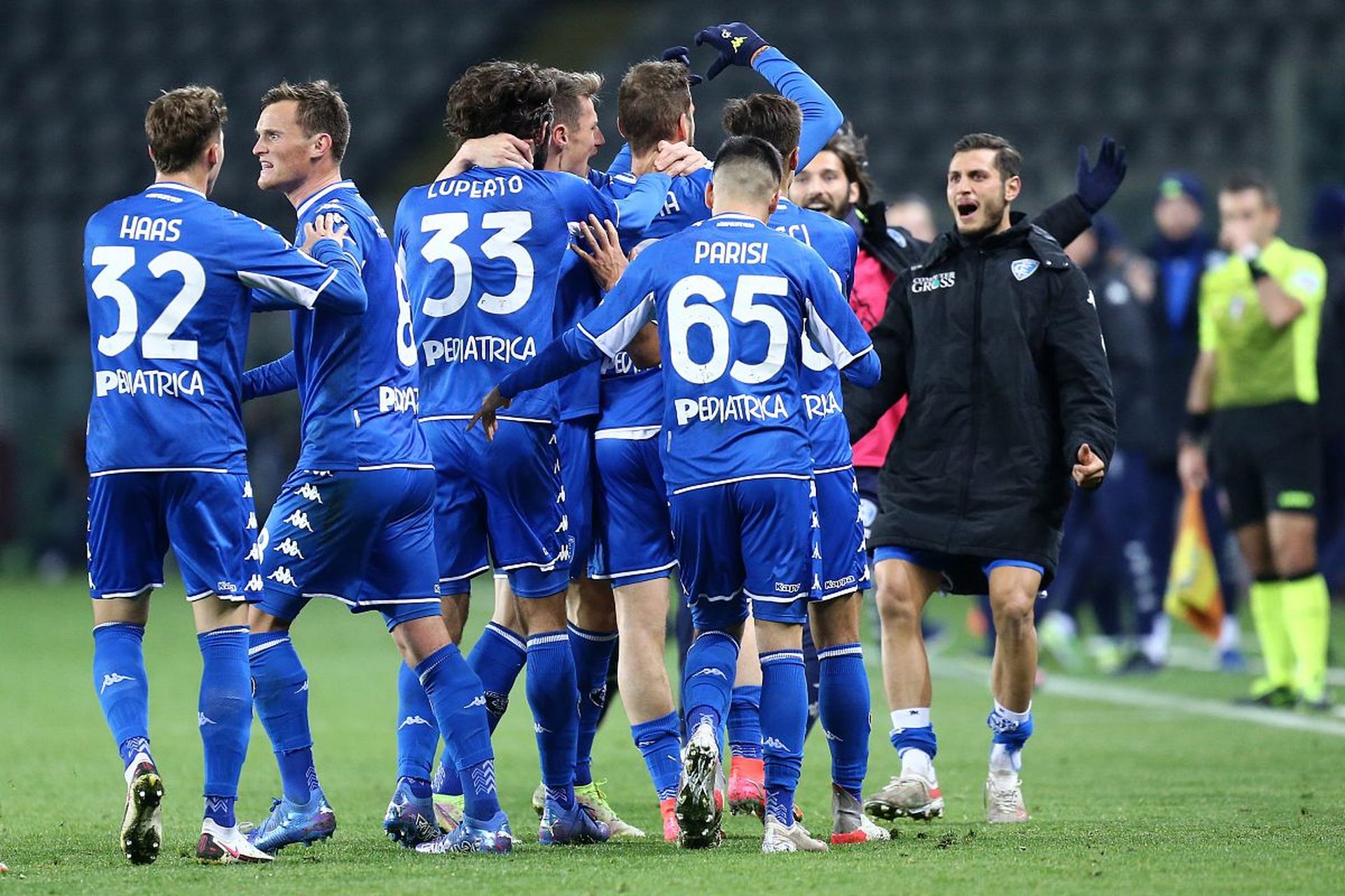 進行積極的 進行積極的