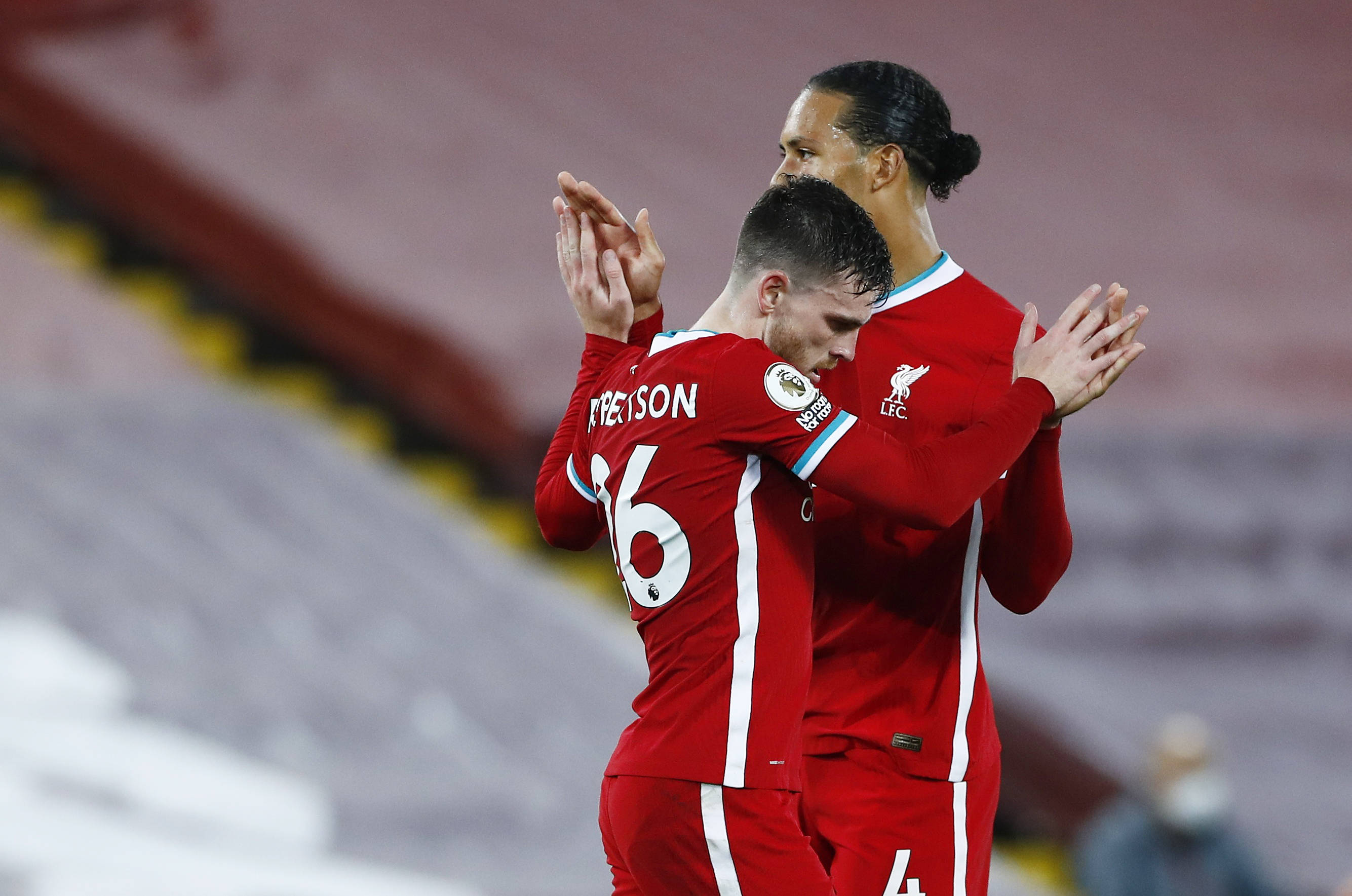 在体育场中 在体育场中