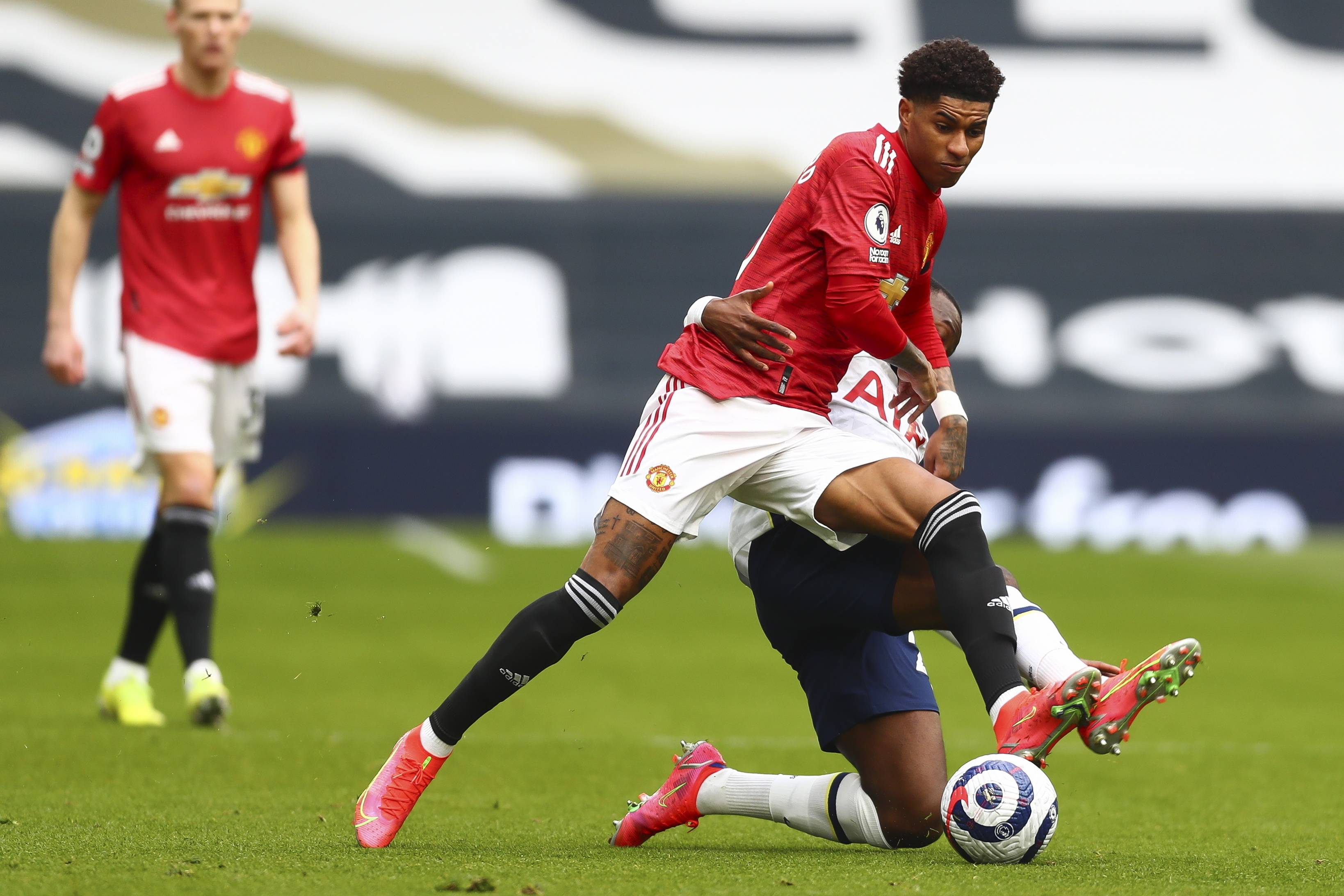 力在余下的 力在余下的