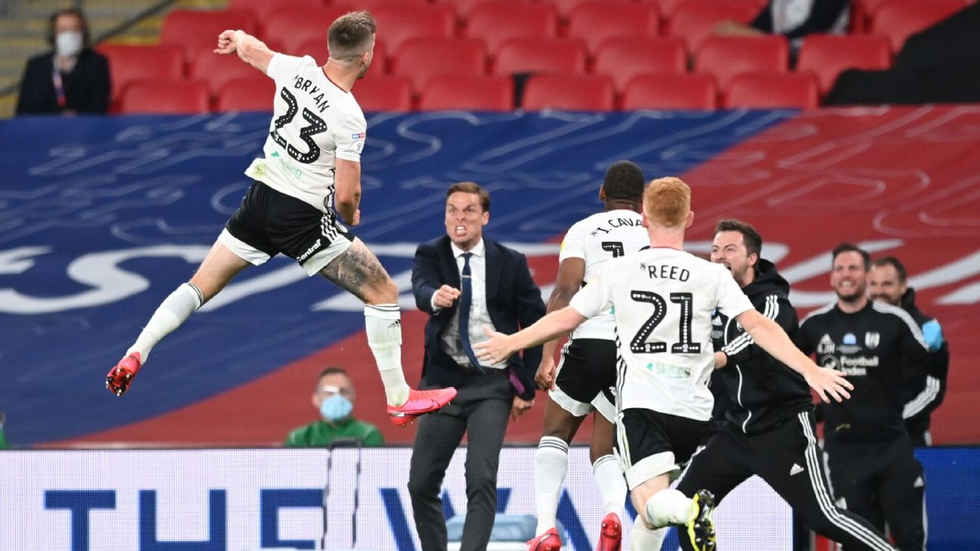 以英超赛季 以英超赛季